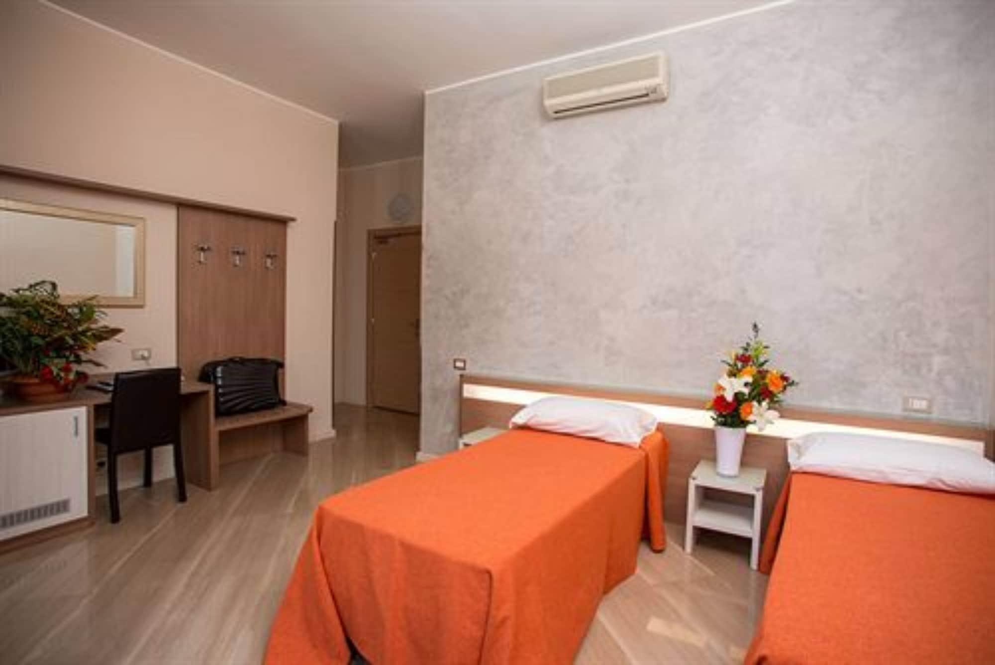 Hotel Fiera Congressi Milano Exteriör bild