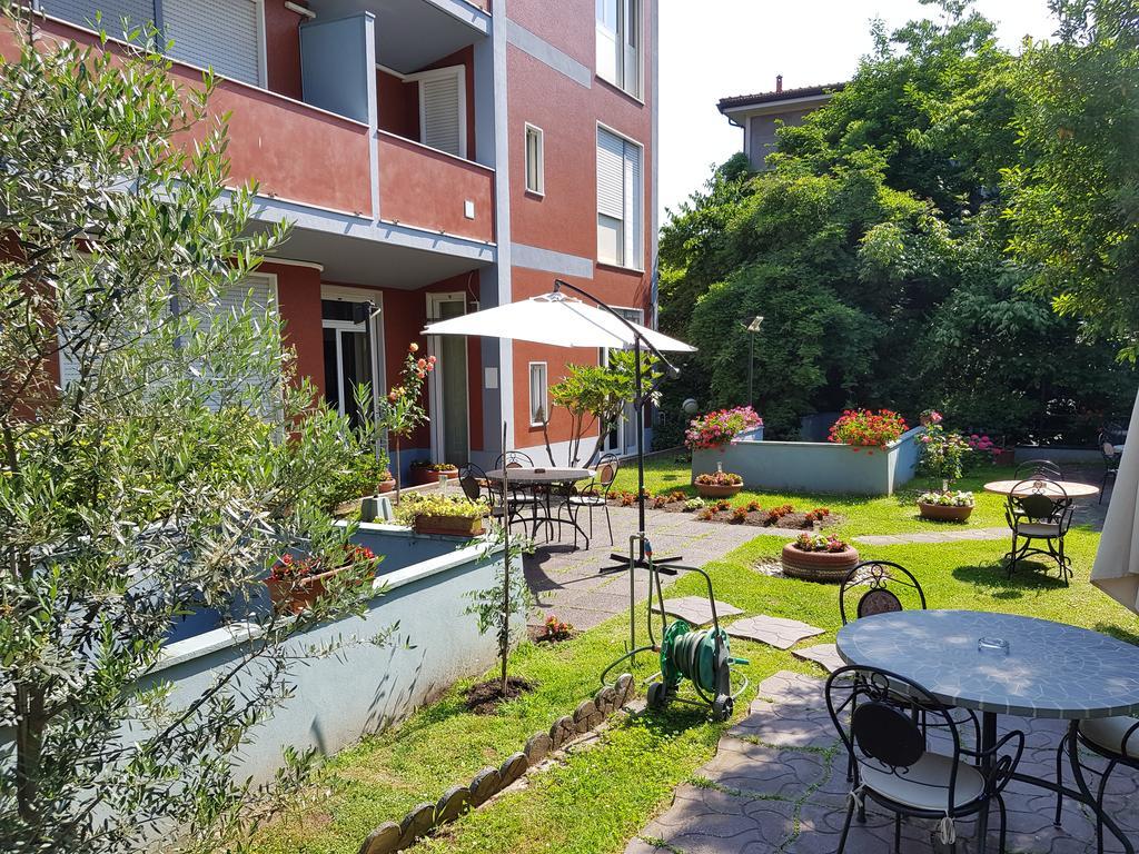 Hotel Fiera Congressi Milano Exteriör bild